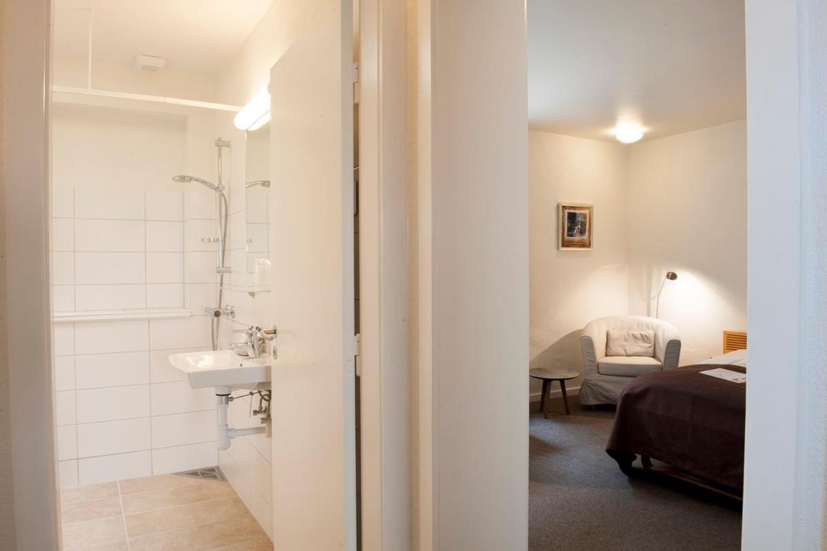 Benniksgaard Anneks Hostel กรอสตีน ภายนอก รูปภาพ