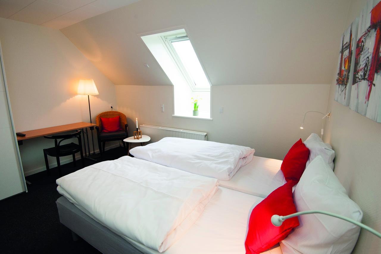 Benniksgaard Anneks Hostel กรอสตีน ภายนอก รูปภาพ