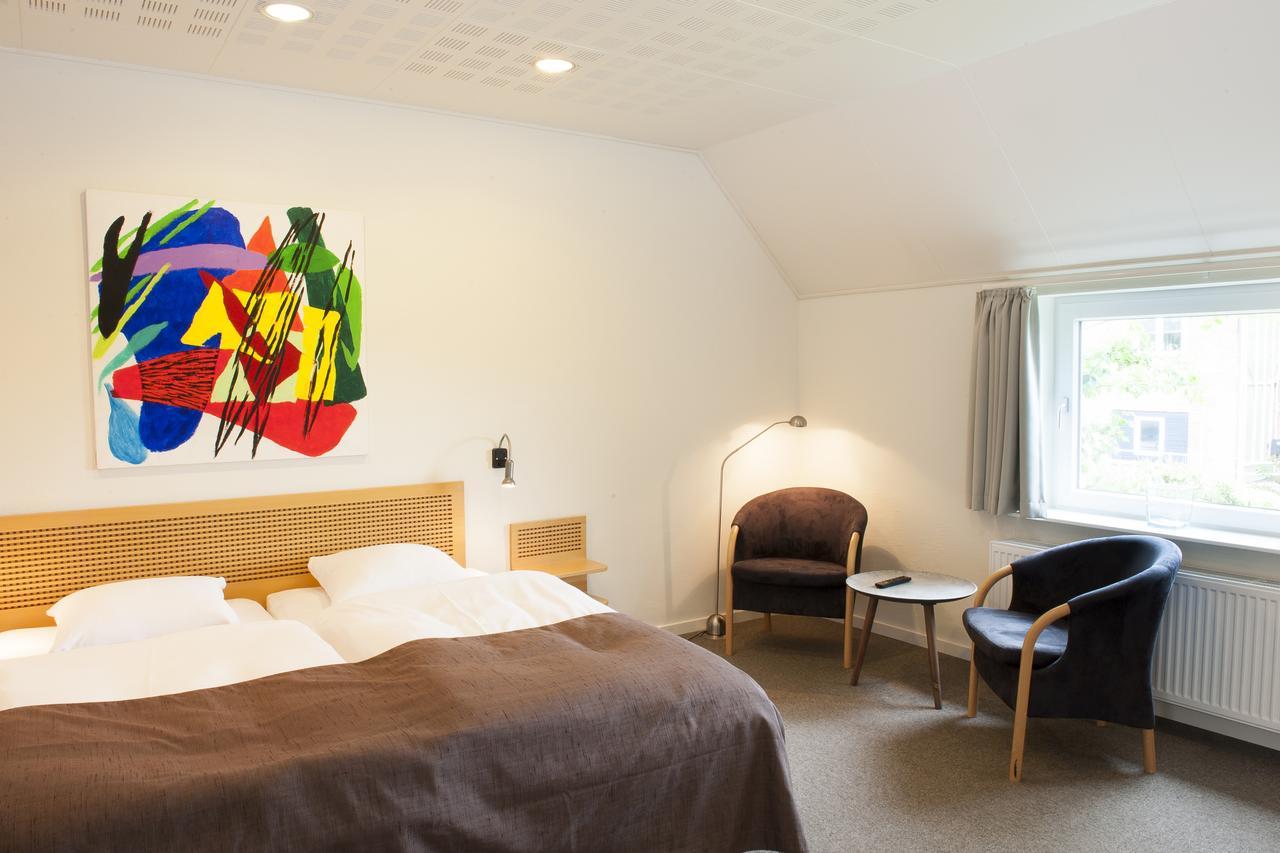 Benniksgaard Anneks Hostel กรอสตีน ภายนอก รูปภาพ